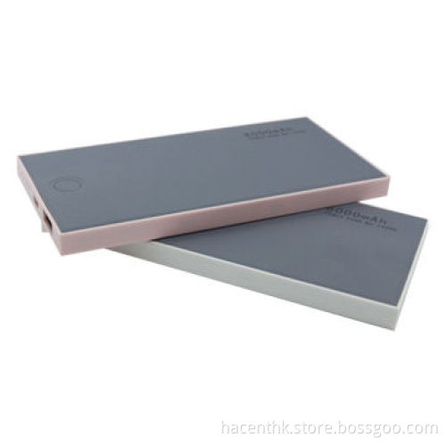 Mini 8,400mAh power bank for notebook